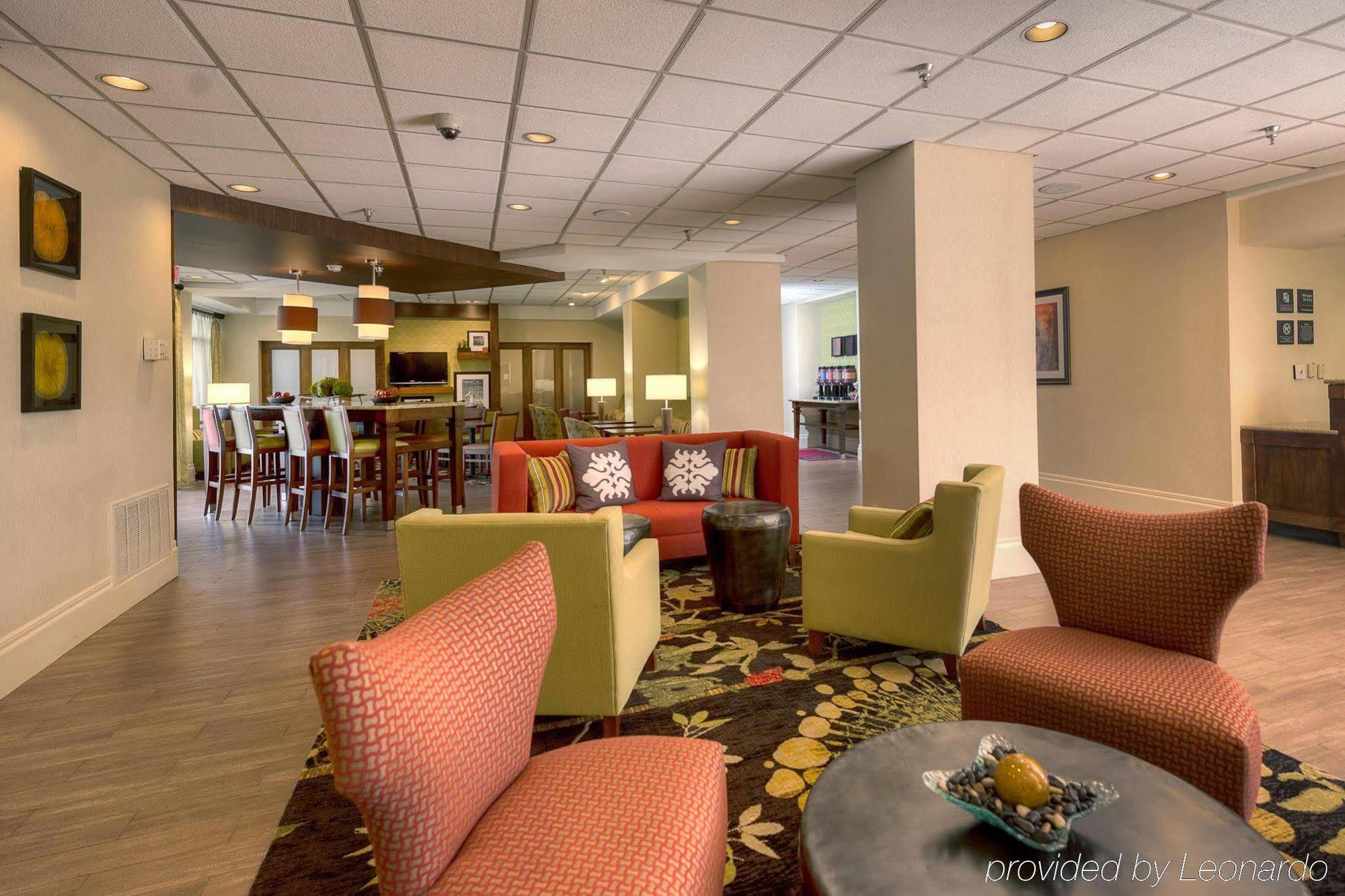 Hampton Inn Meridian Bagian luar foto