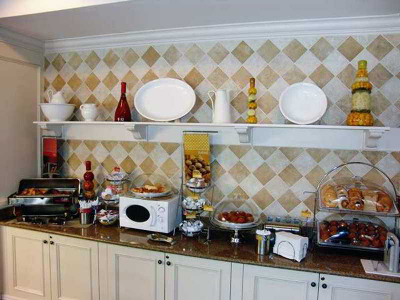 Hampton Inn Meridian Restoran foto